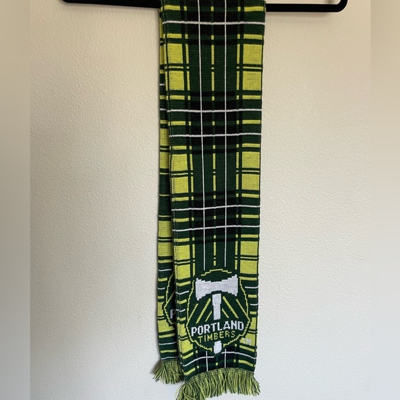 Portland Timbers MLS Scarf - Picture 2 of 4